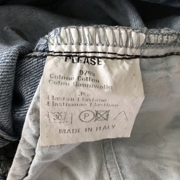 Straight leg light wash destructed Please Italian jeans - Picture 7 of 8